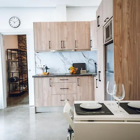 Apartman Residencial El Encuentro 4 *